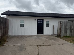 3602 Mendenhall Dr #B, Corpus Christi, TX 78415