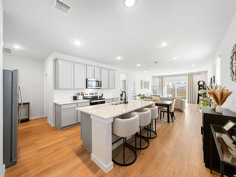 14538 Camino Way — Photo 1
