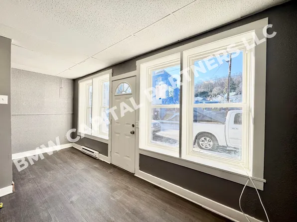 128 Valley St #5, Lewistown, PA 17044