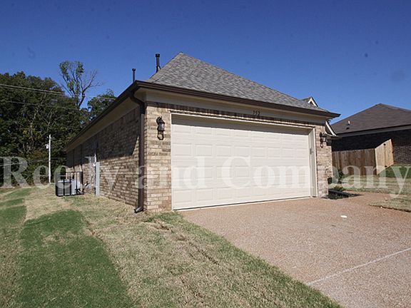 2nd image of 752 Birthstone Ave
