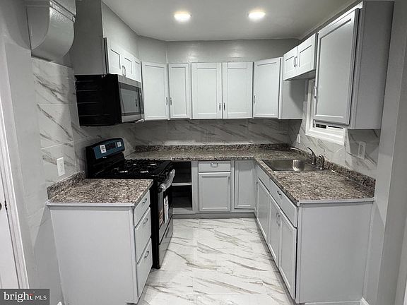 4th image of 6625 Powhatan St