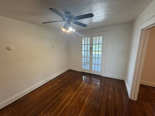 3 bed, $1,325 — Photo 3