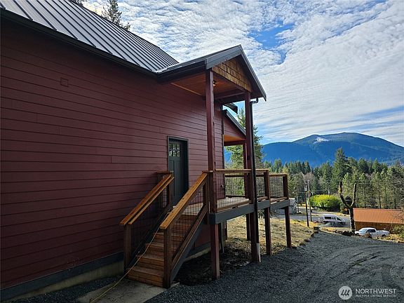 2nd image of 54903 305th Avenue E