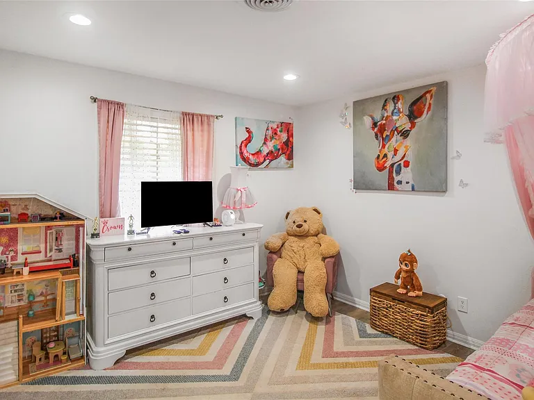 536 Oak Dr — Photo 23