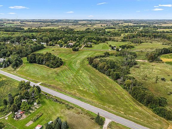 4th image of Happy Hollow Rd #1