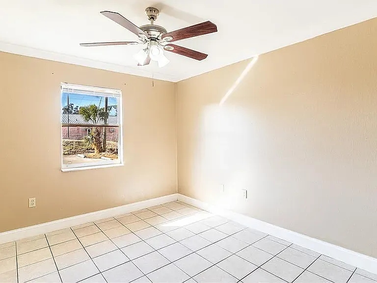 1 bed, 600 sqft, $1,100 — Photo 2