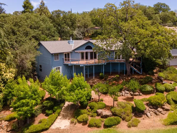 3836 Fairway Dr, Cameron Park, CA 95682