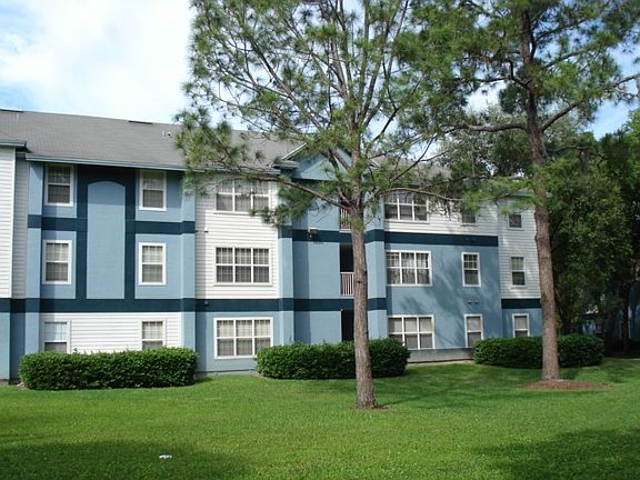 2nd image of 11800 Sophia Dr