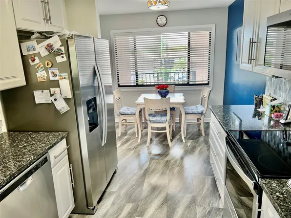 9787 N Belfort Cir #307, Fort Lauderdale, FL 33321