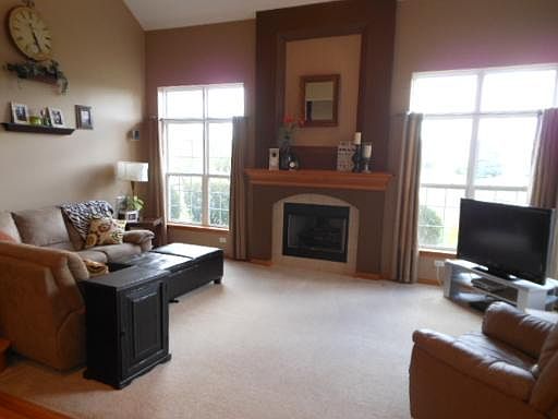 4th image of 11958 Winterberry Ln