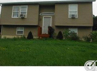 19833 Williamsville Rd, Gregory, MI 48137