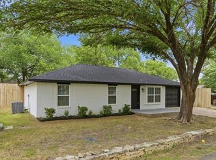 610 Galbraith St, Lake Dallas, TX 75065