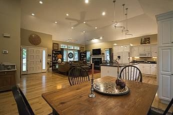 2nd image of 15 Elmwood Way