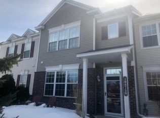 10875 Oak Grove Cir #B, Woodbury, MN 55125