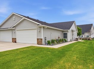 186 Beacon Harbor Cir #186, East Moline, IL 61244