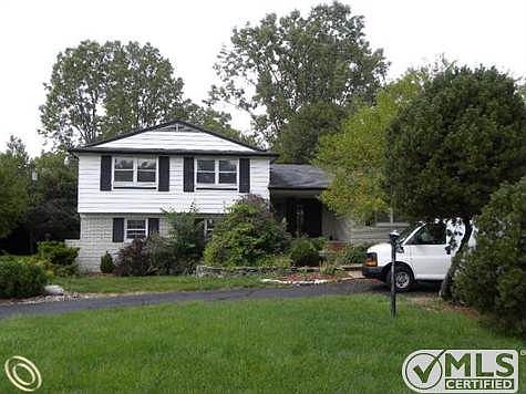 29901 WOODHAVEN.JPG
