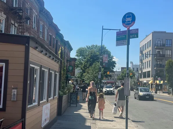 390 Rugby Road image 29 of 29