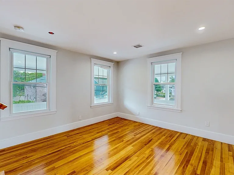 20 Harrington St #2 — Photo 7
