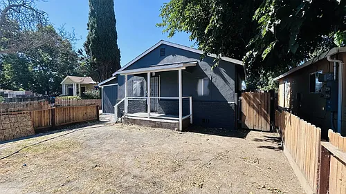 1423 Mono Dr Photo 1