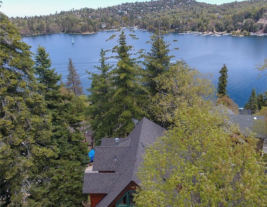 1st image of 28804 Cedar Dr