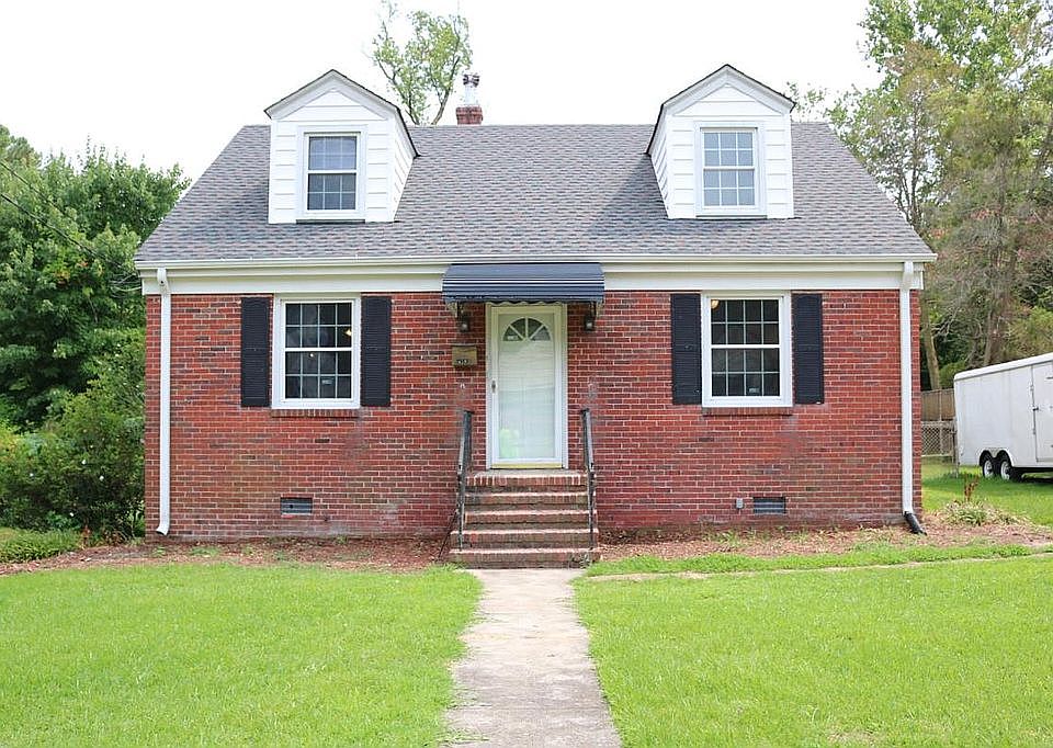 1st image of 4105 Winchester Dr