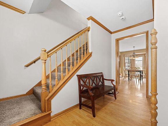 5th image of 1334 Walsh Dr