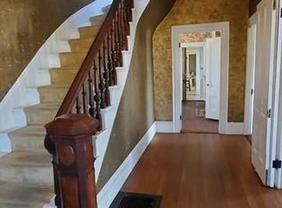 8 Court End Ave, Middleboro, MA 02346