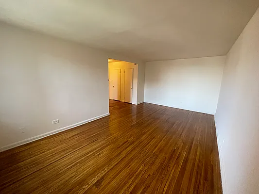 Rented by REAL New York | media 2