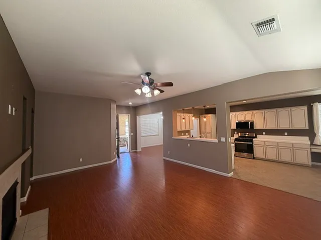 3668 Waynesboro Dr — Photo 8