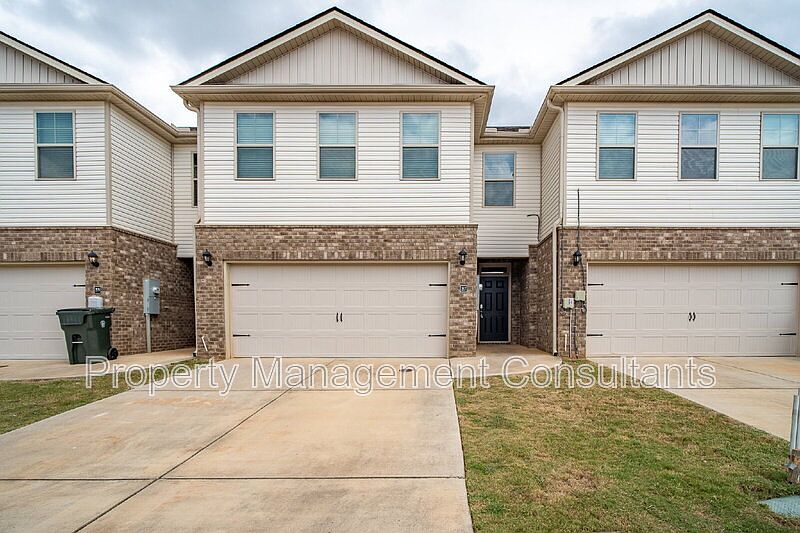1st image of 217 Bay Pine Dr