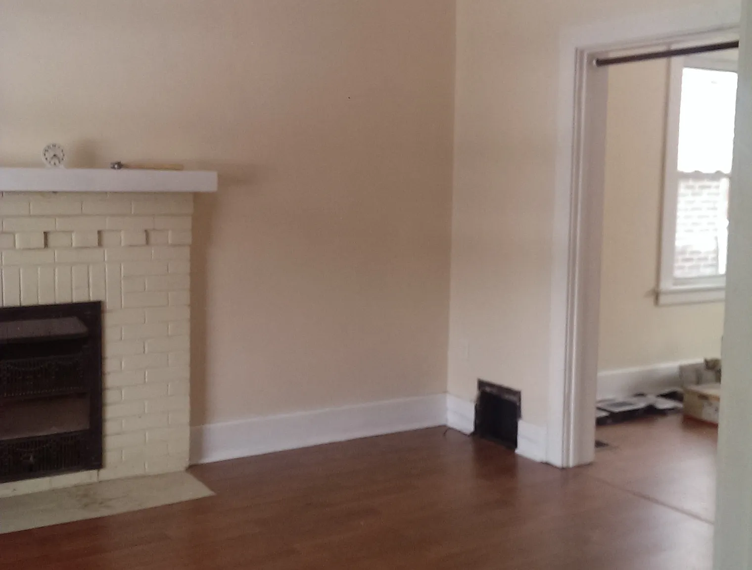 3 bed, 1300 sqft, $1,125 — Photo 2