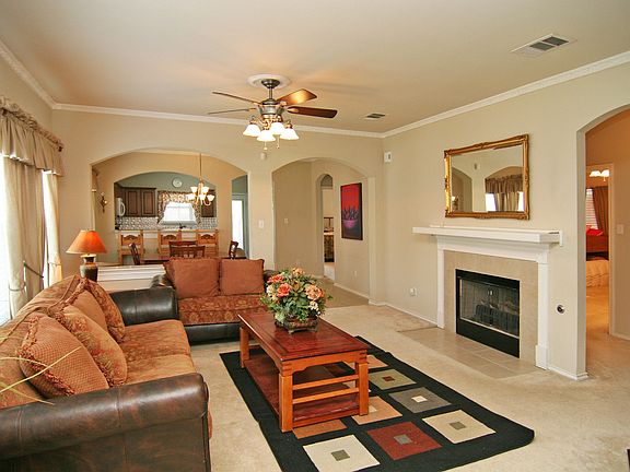 3rd image of 260 Amber Oak Dr