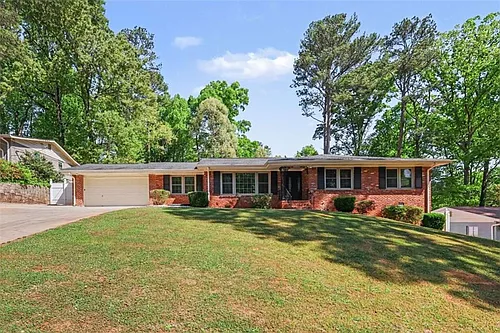 3582 Cloudland Dr Photo 1