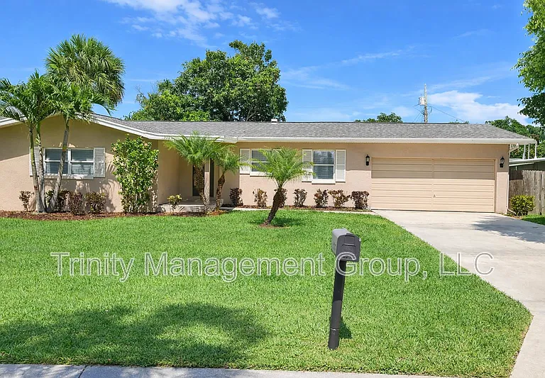 1509 Winding Way E #5 — Photo 2