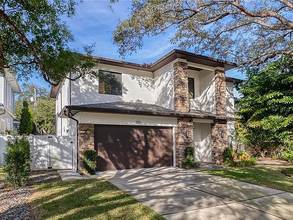 3rd image of 3101 W Sunset Dr