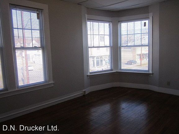 3rd image of 448 Hawley Ave #3