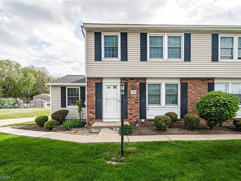 1st image of 7389 N Chestnut Commons Dr