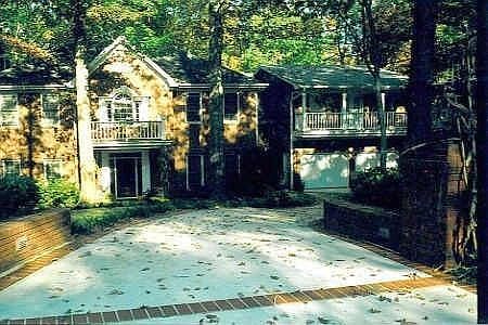 1st image of 4842 Township Brow