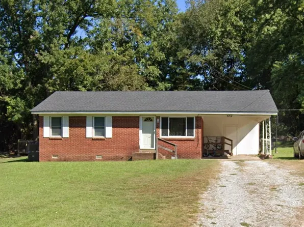 652 Skyline Dr, Ripley, TN 38063