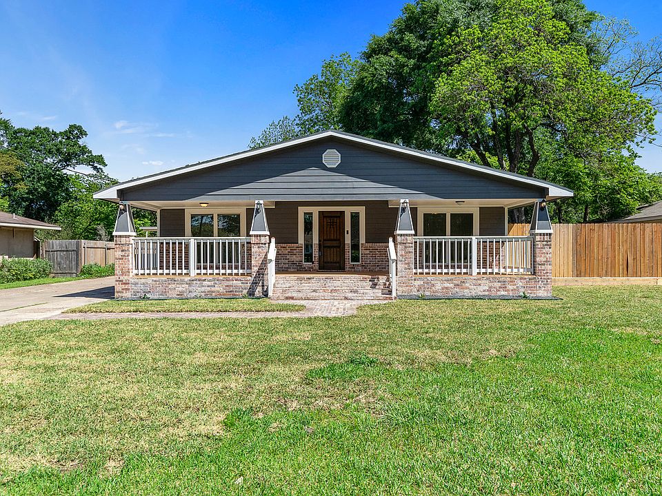 1st image of 4522 Randwick Dr