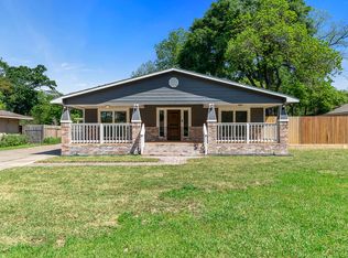 4522 Randwick Dr, Houston, TX 77092