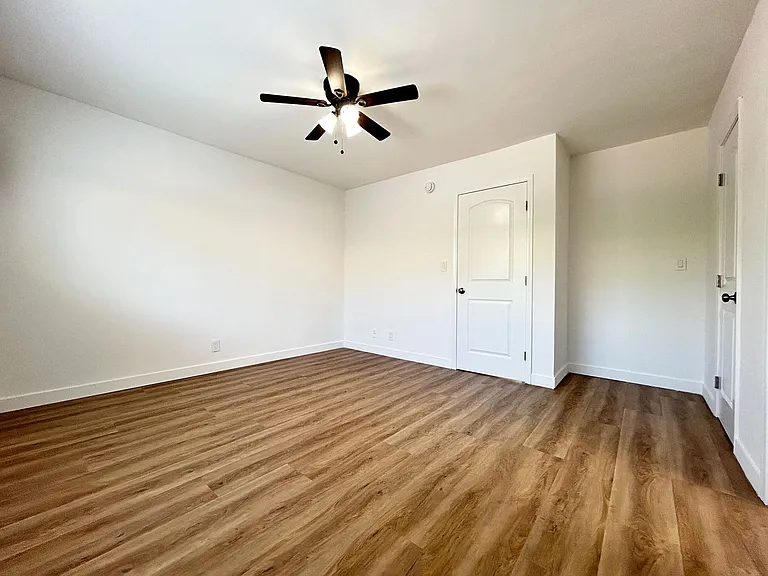 1825 S. Beloit Ave — Photo 39