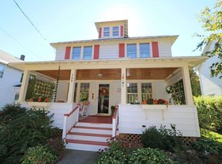 122 Lincoln Ave, Saratoga Springs, NY 12866