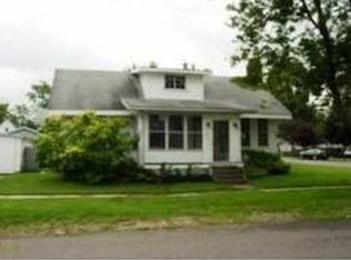 1204 Market St, Algonac, MI