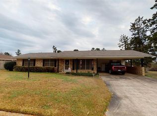 605 W Campbell Rd, Linden, TX 75563