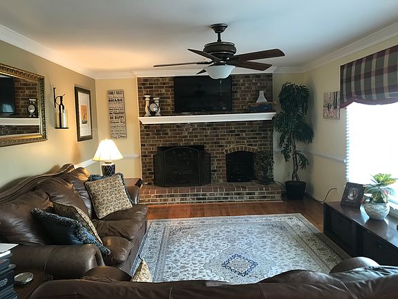 4th image of 2620 Christopher Farms Dr