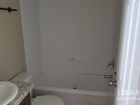 5th image of 323 Old Tavern Ln #323