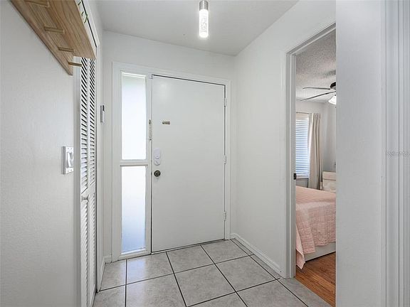 4th image of 2383 SUN VALLEY CIRCLE #2383