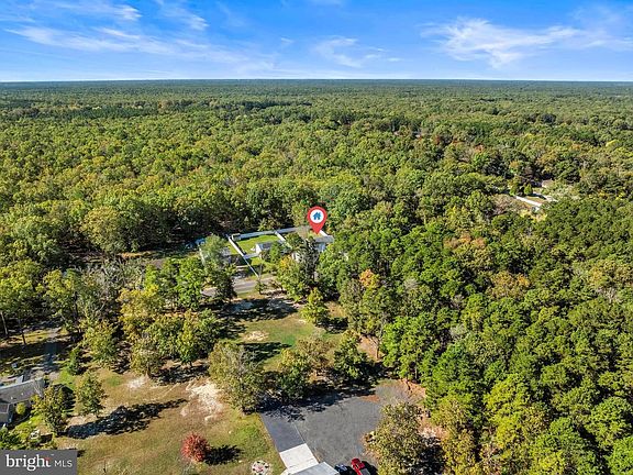 2nd image of 716 6th Rd