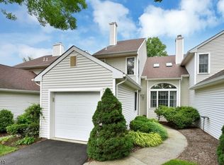 3 Kerri Ln #G042, Lincoln Park, NJ 07035